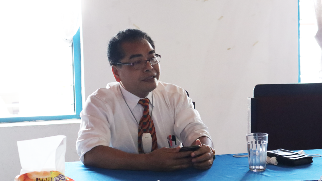 Sekretaris Jenderal HKI Pdt. Hotman Hutasoit, M.Th saat memberikan kesan dan pesan satu tahun masa pelayanan  Ephorus dan Sekretaris Jenderal HKI.