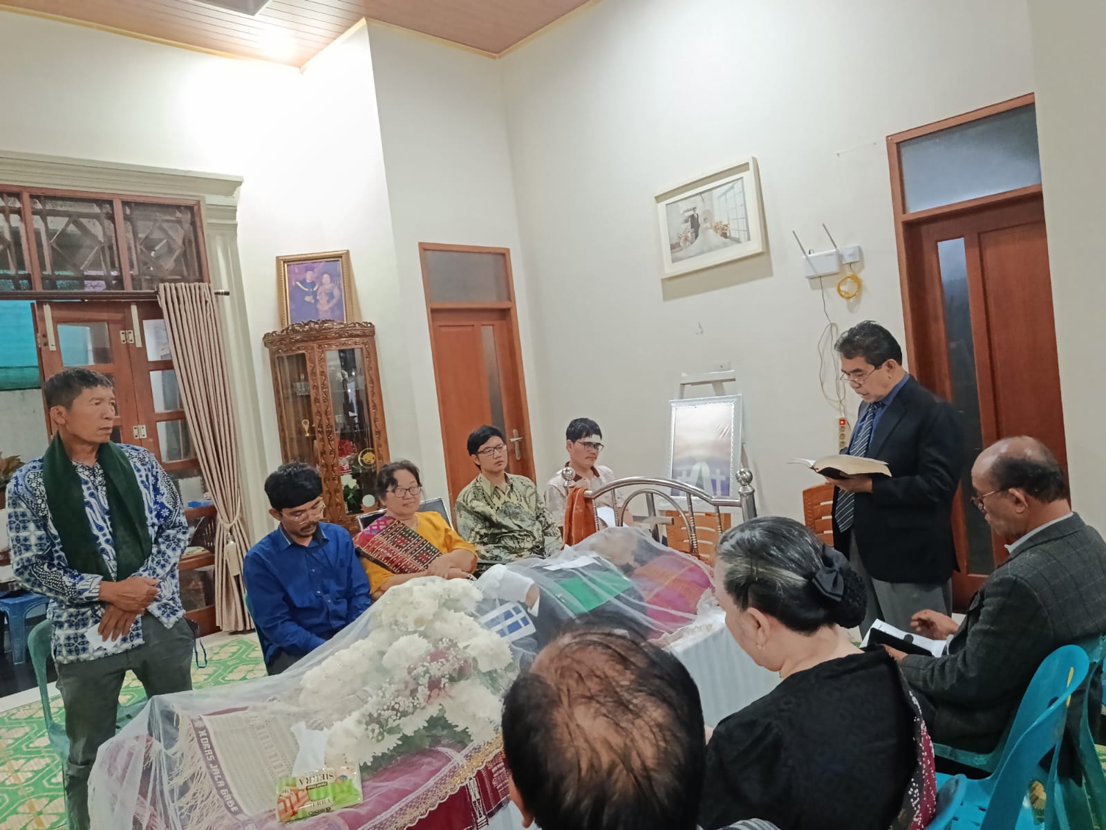 Pucuk Pimpinan HKI Sampaikan Penghiburan atas Meninggalnya Pdt. Manjalo Pahala Hutabarat, S.Th, MM